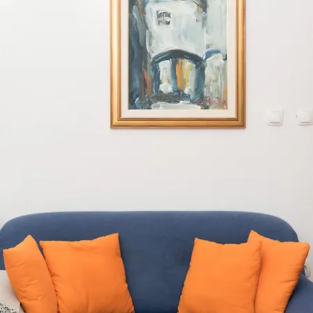 Stylish Sea View Lejlighed